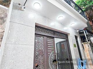 Siêu bom tấn thanh xuân, thiên đường cho thuê, xin mời các nhà đầu tư quan tâm.