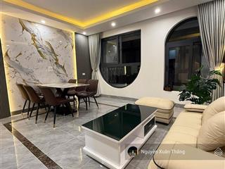 Bán nhà đẹp lung linh  trung tâm cầu giấy  thông số vàng  ngõ ba gác đua nhau  hàng siêu hiếm.