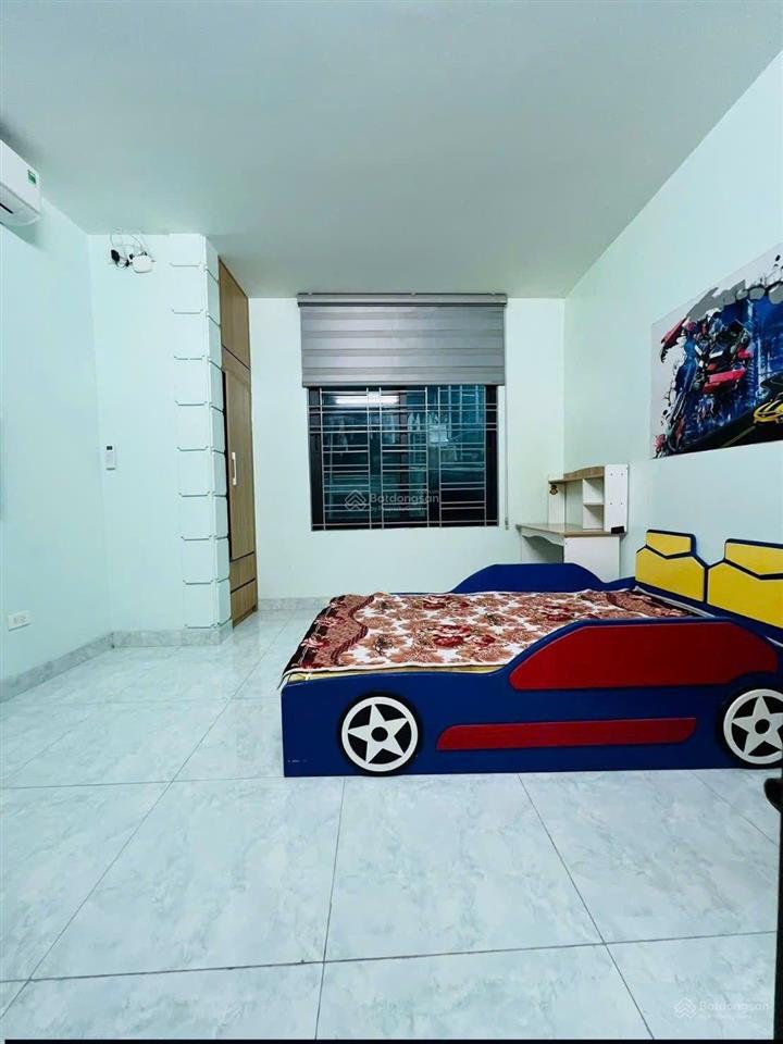 Bán nhà cạnh đh ngoại thương 6 tầng 3 ngủ lô góc ngõ thông đẹp 6.86 tỷ