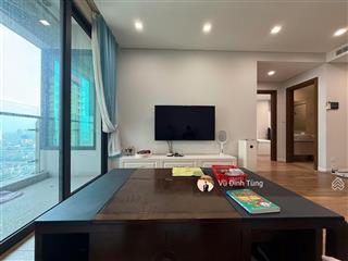 Chính chủ cần bán cc tại hà nội center point, 10 tỷ, 80m2, 3pn, 2wc nội thất full mới làm lại