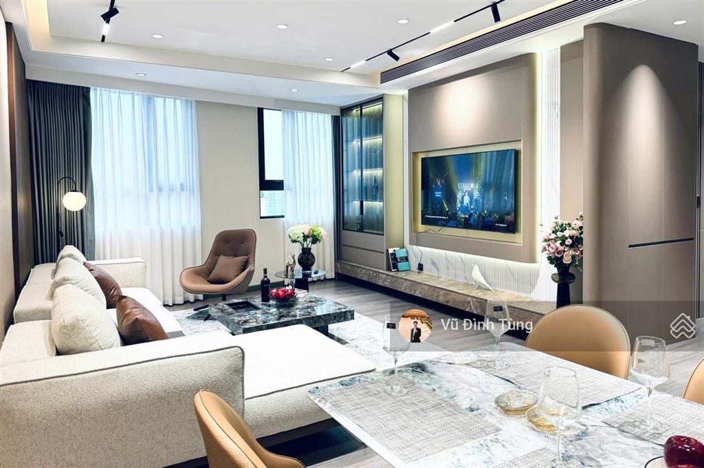 Bán cc vinaconex 1, khuất duy tiến, 10,2 tỷ, 116m2, 3pn, đầy đủ nội thất,2 slot ô tô, nhà sửa mới