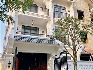 Căn biệt thự song lập 208m2 hoàn thiện đẹp giá chỉ 180tr/m2 top 1 nhà đẹp!!!