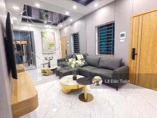 Bán tập thể 118 nguyễn khánh toàn 68m2 tầng 2, 2 ngủ đẹp ở ngay chỉ 3.98 tỷ