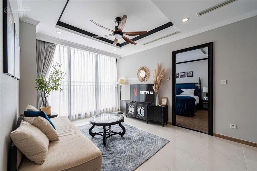 Cần cho thuê chung cư golden mansion, dt 75m2, 2pn, 2wc, nhà đẹp, giá 15tr.  0932 874 ***  hoà