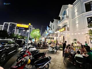Cho thuê đơn lập. dt 300m2, 4t, mt 16m, view hồ 24,5ha. tiện kinh doanh
