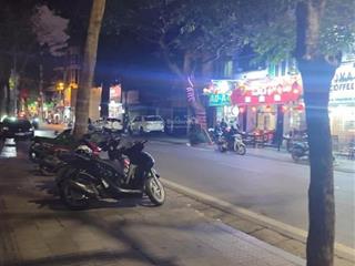 Bán nhà phố nguyễn công trứ ngã tư lò đúc đang cho thuê dòng tiền tốt 36m2x3tầng