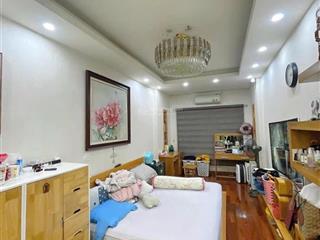 Bán nhà đẹp phố nguyễn công trứ, hai bà trưng giá chỉ nhỉnh 10 tỷ sở hữu ngay căn nhà dân 35m2