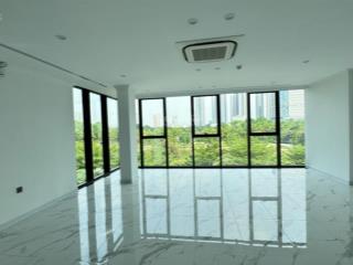 Siêu phẩm mặt phố lê văn lương 75m2 x 6 tầng x 5m mặt tiền x 65 tỷ  dòng tiền 100tr / 1 tháng.