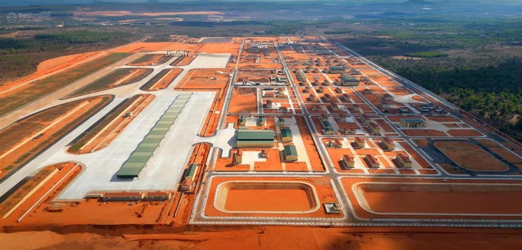 Cần bán 2 mẫu đất thiện nghiệp gần sân bay, đường ô tô đến đất giá chỉ 220tr/sào