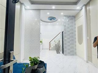 Hiếmgiá rẻở sướng, ba bước ra oto, bán nhà trương định 37m3 x 5t, giá giảm sâu có tl