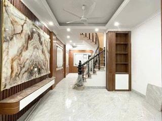 Bán nhà phúc tân, 45m2, 5 tầng, 8.9tỷ