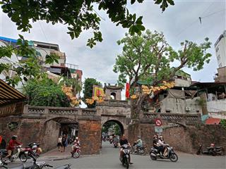 Vị trí vàng!chính chủ nhà mặt phố hàng chiếu quận hoàn kiếm hn!cơ hội đầu tư kd giữa lòng thủ đô!
