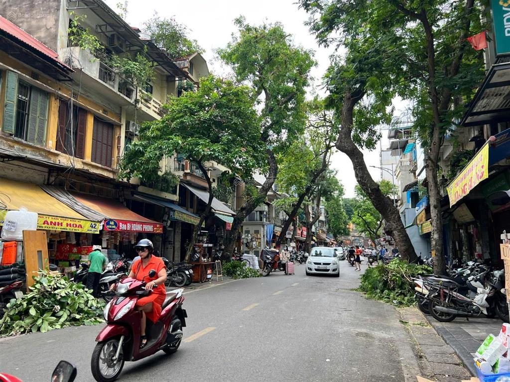 Vị trí vàng! chính chủ nhà mặt phố hàng chiếu, quận hoàn kiếm hn! cơ hội đầu tư kd giữa lòng thủ đô