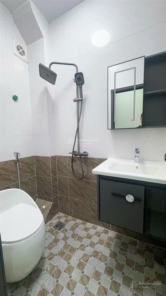 Bán nhà đẹp, 2 thoáng trước sau, tại phố tôn thất tùng ( d/t 30m2 , 5 tầng) giá 7,8tỷ