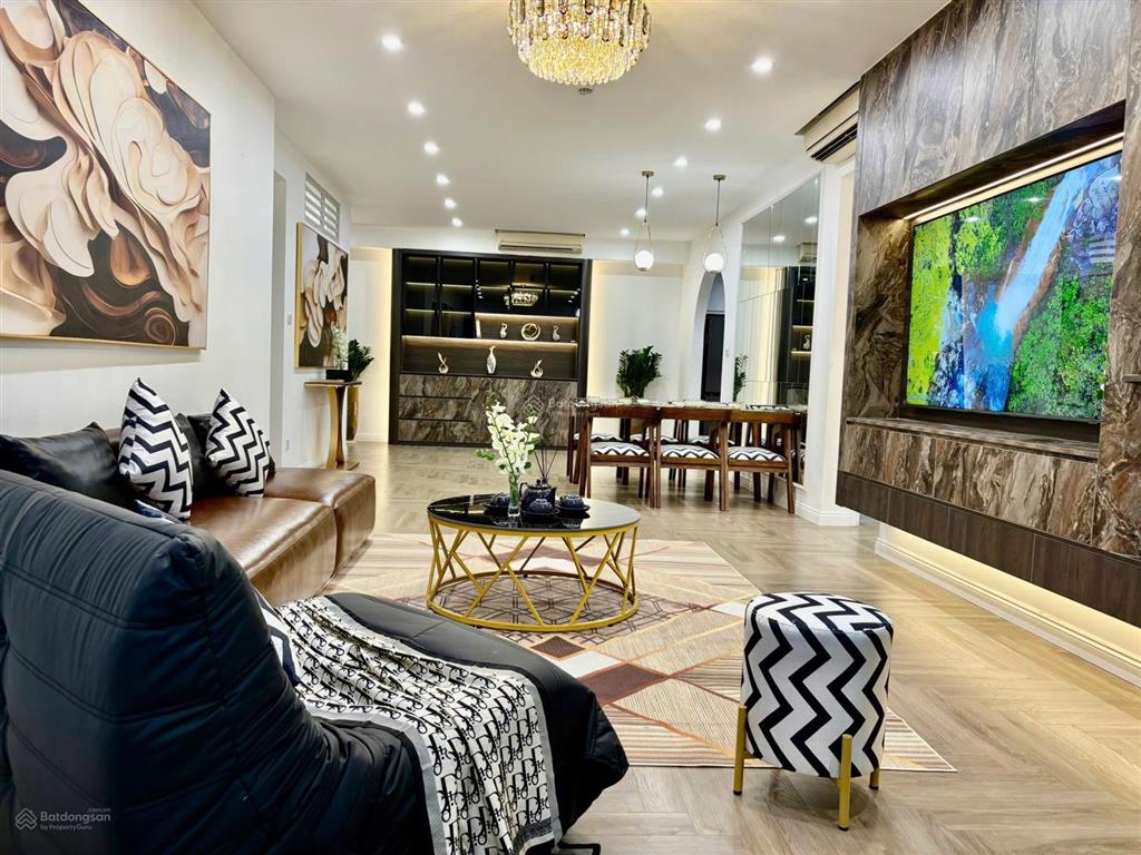 Bán căn hộ cc golden west, 6,8 tỷ vnd, 96m2, 3pn, 2wc, nhân chính, thanh xuân, hn