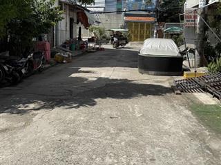 Ngang hiếm 9m ( 2 tầng ) vuông vức không lộ giới, cách mt an dương vương chỉ 200m giá chỉ  7 tỷ 5