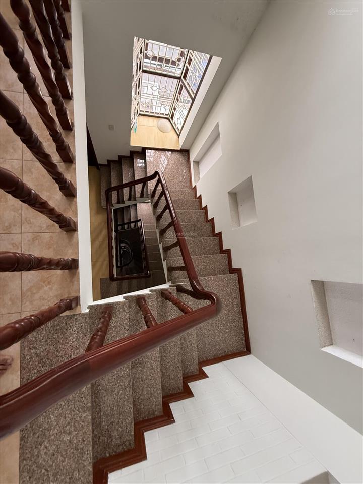 Gấp chủ hạ 500tr  mtkd 88m2 (6 tầng)  ngang đẹp 7m1  sát bên chợ phạm thế hiển, kế parc mall q.8