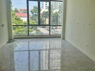 Cho thuê nhà mặt đường nguyễn gia thiều, 20tr, 40m2, 3 tầng kinh doanh tốt