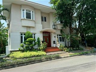 Cần bán gấp căn góc biệt thự phú gia phú mỹ hưng rẻ nhất thị trường  0935 562 ***