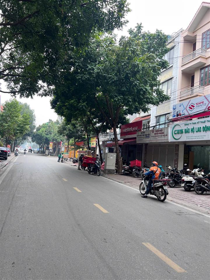 Bán nhà mặt phố trung văn 5 tầng đẹp, vỉa hè rộng kinh doanh giá 3x tỷ
