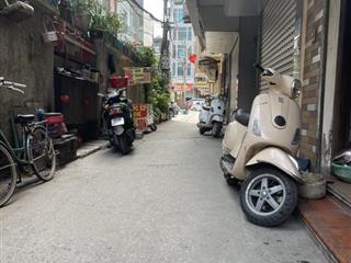 Nhà lô góc vị trí đẹp phố tây sơn, đống đa (28m2*5t), trước nhà rộng 2.8m, sđcc, hơn 6 tỷ