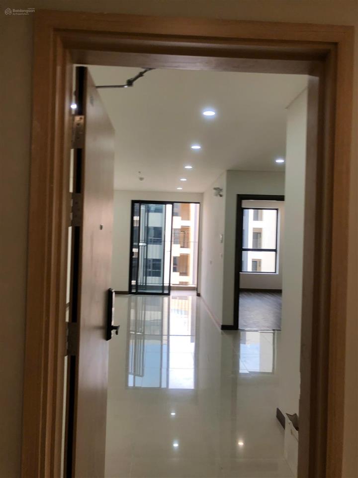 Cho thuê gấp ch 1pn+, 60m2, giá chỉ 17tr vnd tại hado centrosa garden, q10, hcm