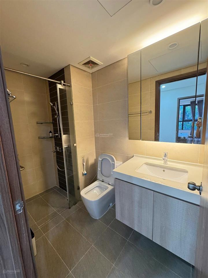 Cho thuê căn hộ 1pn+ view hồ bơi