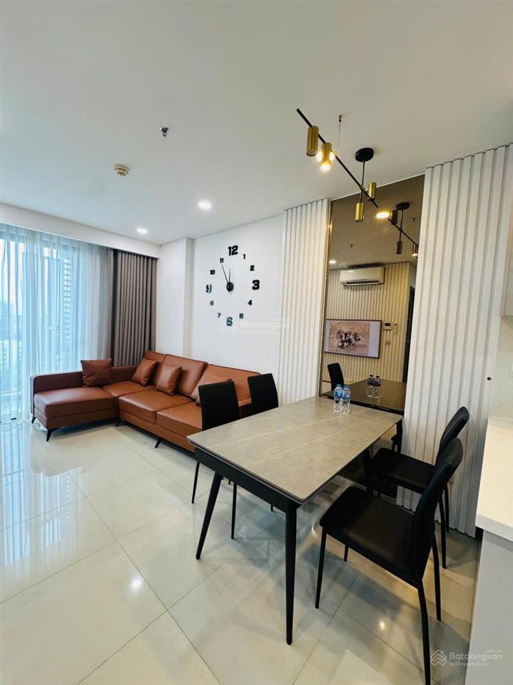 Bán căn hộ 2pn 1wc giá bán 8 tỷ giao nhà ngay