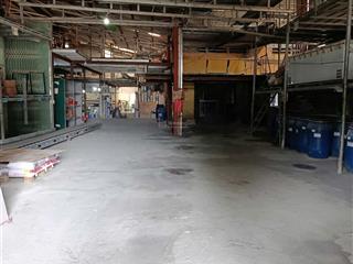 Cho thuê kho rẻ tại  p biên giang hà đông hà nội. diện tích 2700m2