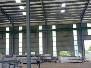Cho thuê 400m2 nhà xưởng đẹp, xây mới sẵn văn phòng + tai, ray cẩu trục tại dục tú, đông anh