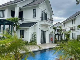 Chính chủ bán biệt thự thanh liên mặt hồ sen, full nội thất, có sổ đỏ. gía tốt nhất vườn vua resort