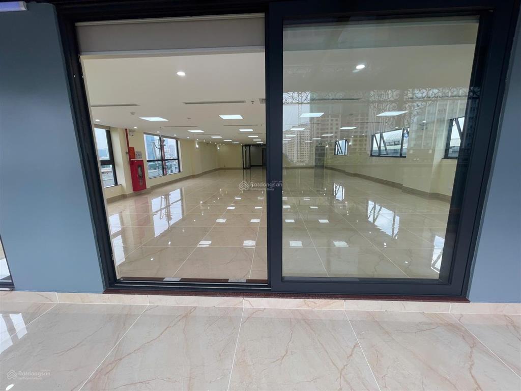 Nhà mặt phố quang trung số 1 lê trọng tấn  cho thuê chính chủ  8 tầng 1 hầm ô tô