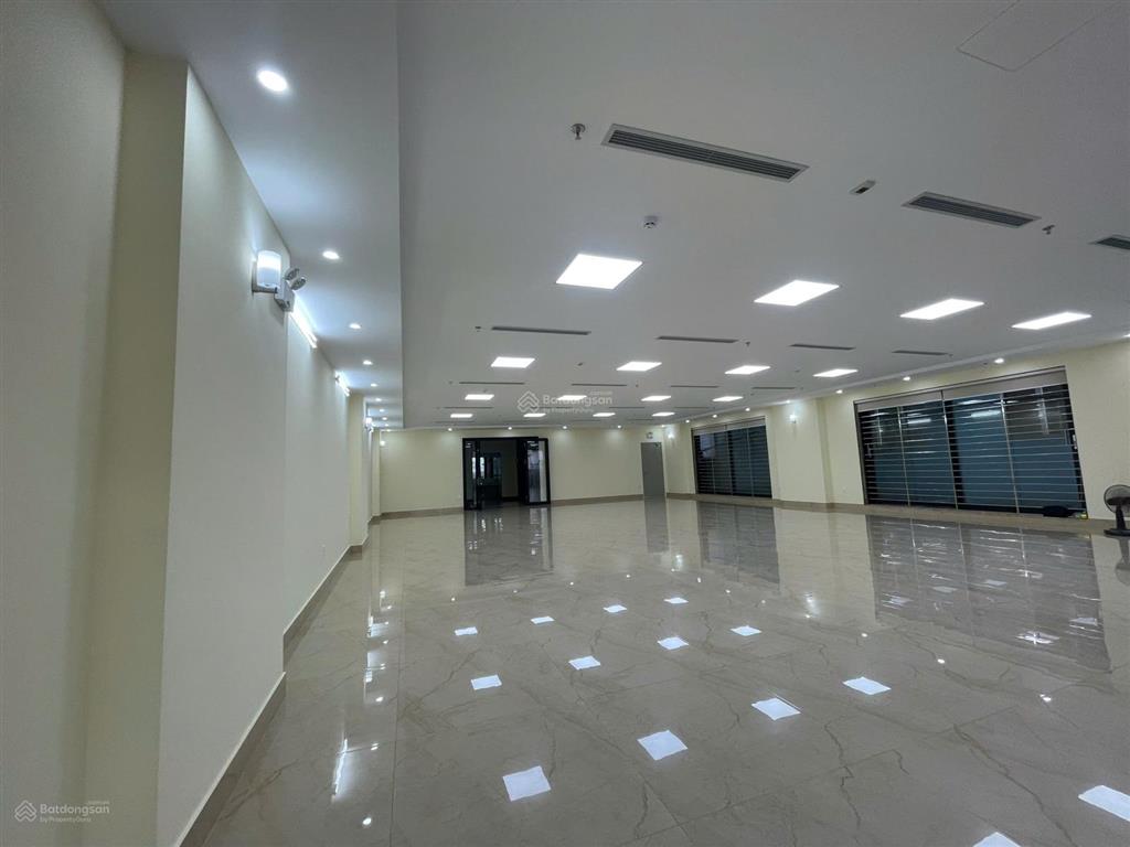 Nhà mặt phố quang trung số 1 lê trọng tấn  cho thuê chính chủ  8 tầng 1 hầm ô tô
