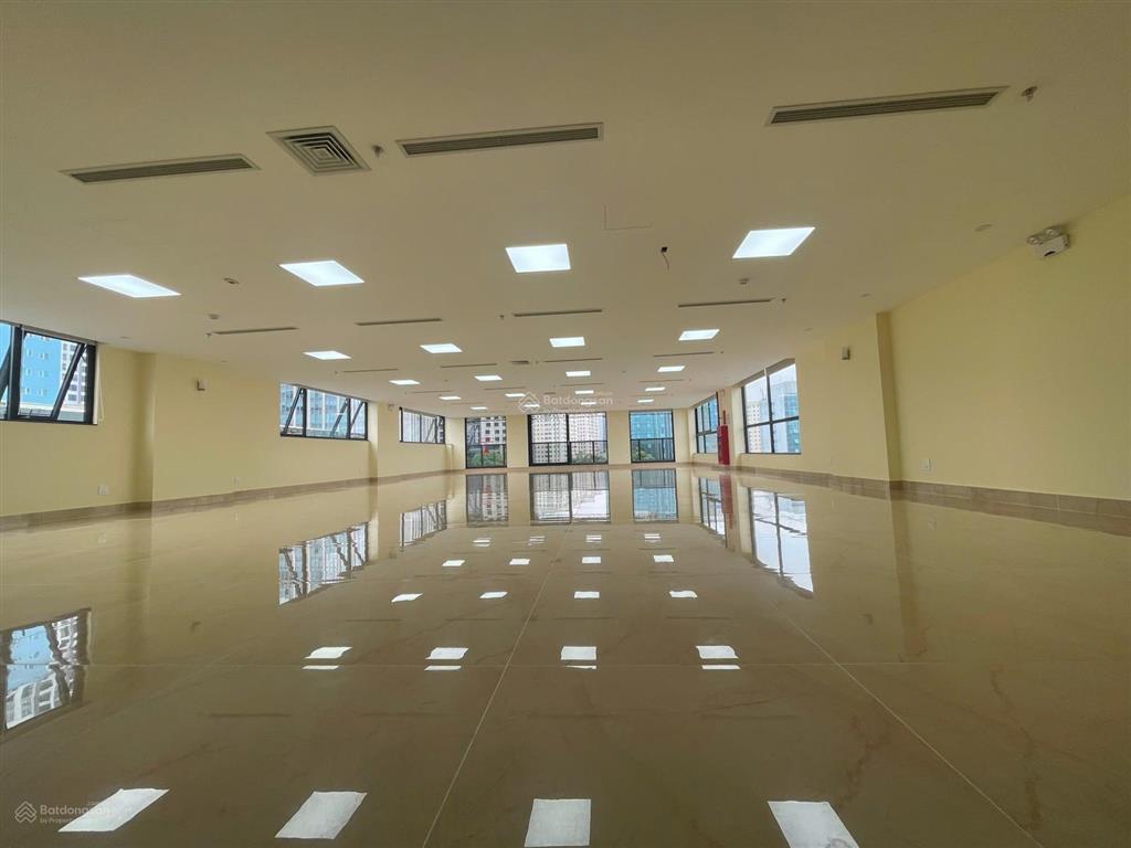 Nhà mặt phố quang trung số 1 lê trọng tấn  cho thuê chính chủ  8 tầng 1 hầm ô tô