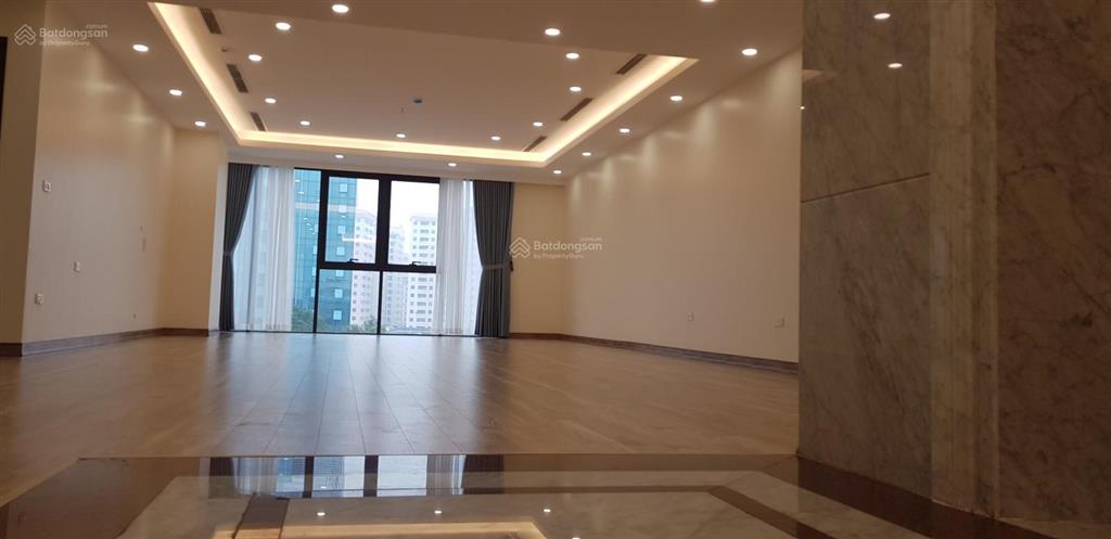 Nhà mặt phố 230 minh khai  bán trực tiếp 272m2