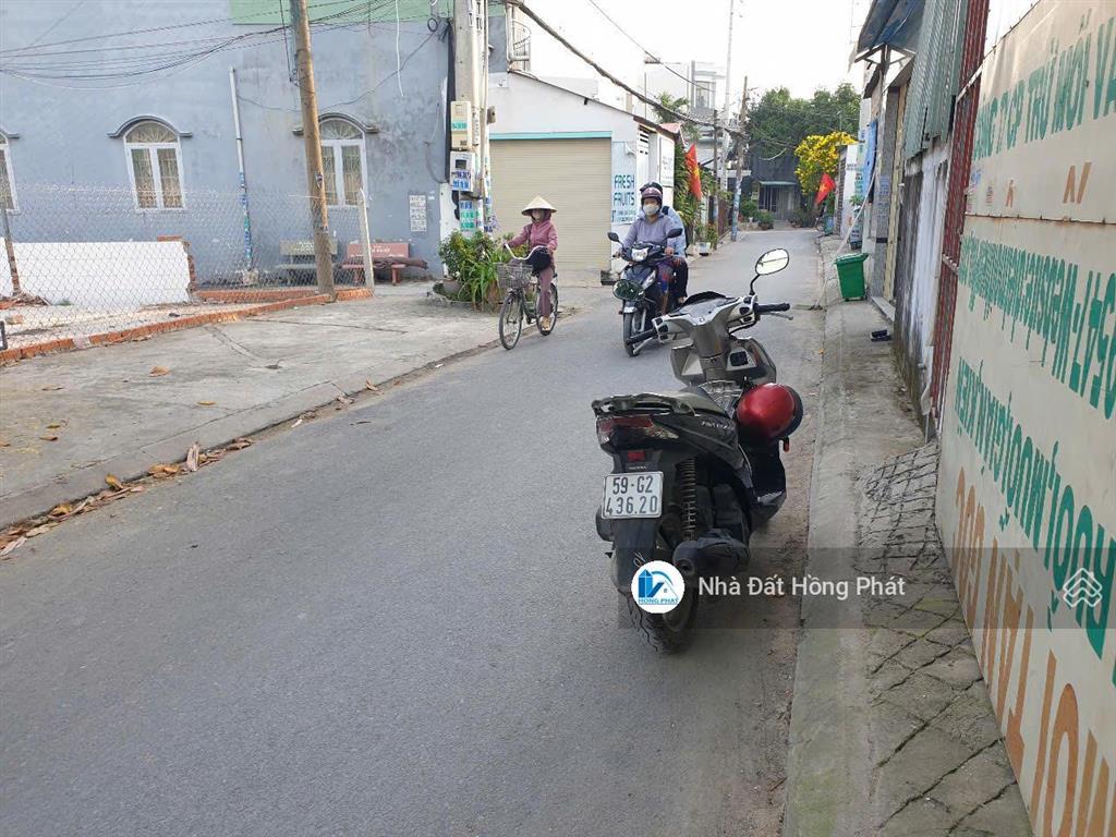 Đất thổ cư dt 7m x 17m, đường nhựa 6m thông gần đồng tâm  song hành, xã trung chánh  hóc môn