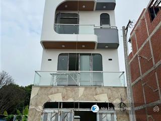 Siêu phẩm nhà phố xinh 5x18, lửng + 2 lầu + sân thượng gần chợ bà điểm, chợ đầu mối hm