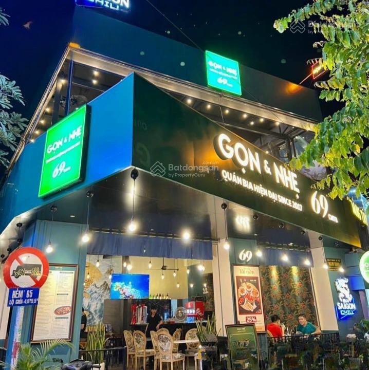 Cho thuê nhà mặt tiền cây điệp, quận 1, dt 10x20m. 1 trệt, 2 lầu. dtsd 600m2