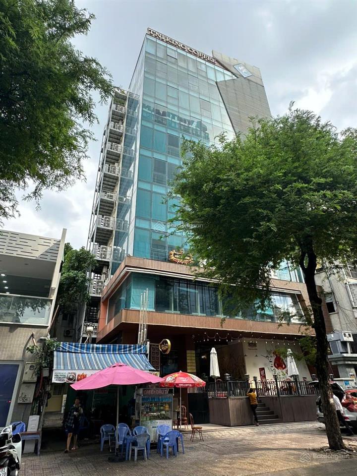 Cho thuê nhà mặt tiền phạm ngọc thạch, quận 3. dt 10x30m. 1 hầm 1 trệt, 5 lầu. dtsd 1.200m2