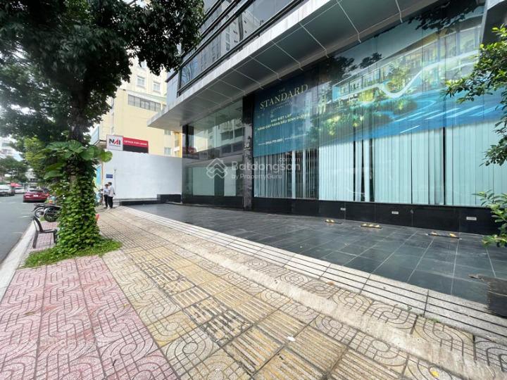 Cho thuê nhà mặt tiền nguyễn thị diệu, quận 3. dt 10x20m. 1 hầm, 1 trệt, 5 lầu. dtsd 1.800m2