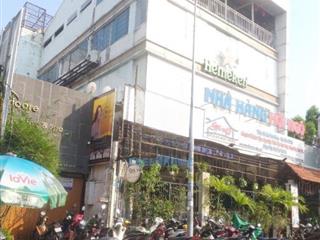 Cho thuê nhà mặt tiền trường sa, quận 3. dt 20x50m. 1 trệt, 3 lầu. dtsd 3.000m2