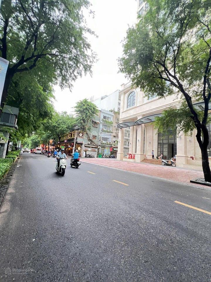 Cho thuê nhà góc 2mt số 37  37a đường nguyễn trung trực, quận 1, dt 35x30m, 1 trệt 1 lầu