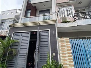 Bán nhà mới 4 tầng ở ngay,xe tải tới nhà,quận 7,hoàng trọng mậu,4.5x15m,hơn 10 tỷ thương
