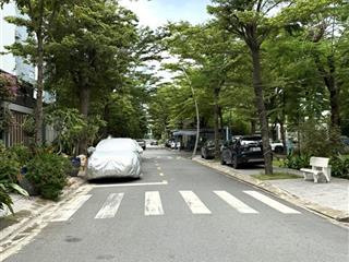 Bán nhà khu phân lô đường số quận 7,ngang 5 dài 18m,3 tầng kiên cố,sân trc để ô tô,sân sau,11.x tỷ