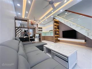 Nhà mới 105m2,hẻm 1 sẹc,20m ra huỳnh tấn phát quận 7,hơn 7 tỷ,6 phòng ngủ,sổ riêng,hoàn công đủ
