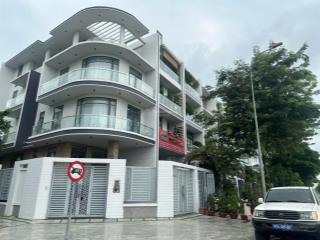 Bán nhà góc 2 mặt tiền vạn phúc city, tp. thủ đức căn đẹp, vị trí vàng