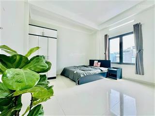 Cho thuê phòng full nội thất, cửa sổ lớn, thang máy ở bình thạnh gần chợ bà chiểu, ngã tư hàng xanh