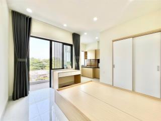 Cho thuê phòng 35m2 có ban công lớn ở bình thạnh gần nguyễn xí, đh văn lang, vincom plaza nguyễn xí