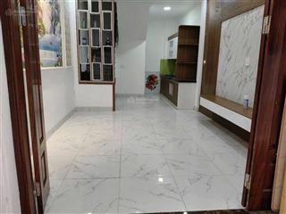 Bán nhà riêng đường an dương vương, dt 30m2, ngõ thông, ô tô, nhà mới xây kiên cố. giá 6,7 tỷ