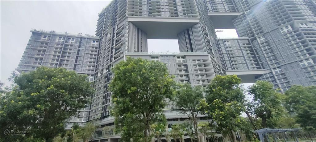 Hàng hiếm!!! 3 ngủ diện tích 100m2 ban công rộng đẹp, hướng mát giá tốt nhất.